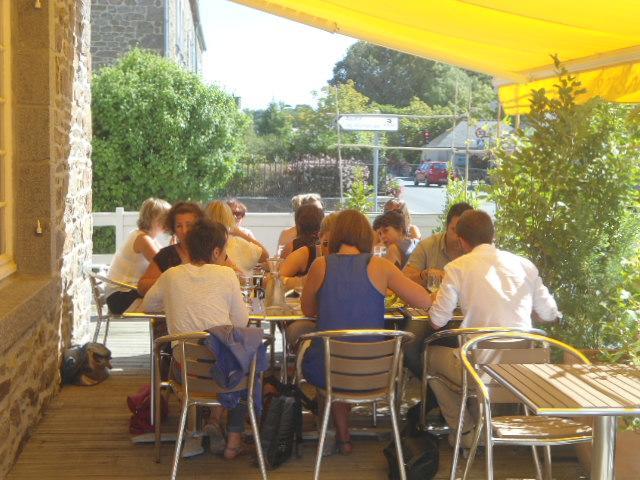 Hotel Restaurant Du Commerce La Gouesniere ภายนอก รูปภาพ