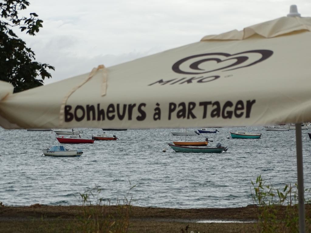 Hotel Restaurant Du Commerce La Gouesniere ภายนอก รูปภาพ